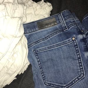 DKNY - Soho Skinny Jeans